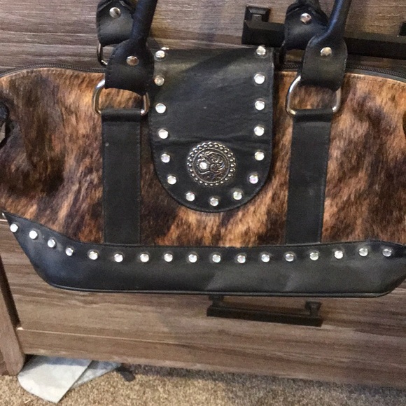 Leather and cow hide purse! - Picture 1 of 5